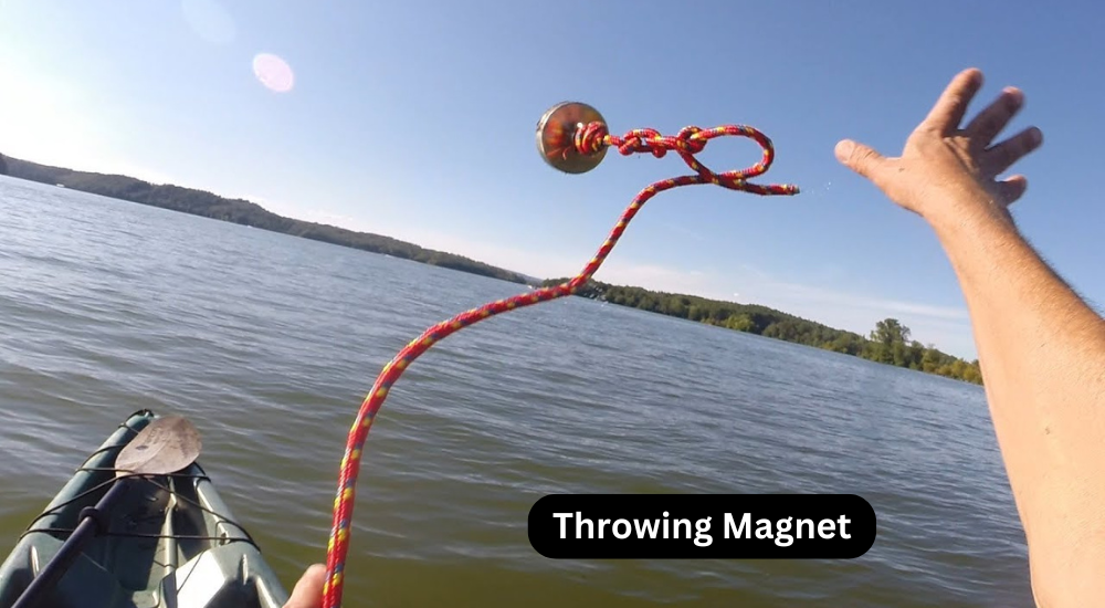Throwing fishing magnet