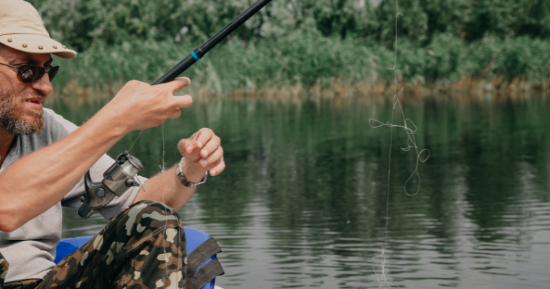 tying fishing knots